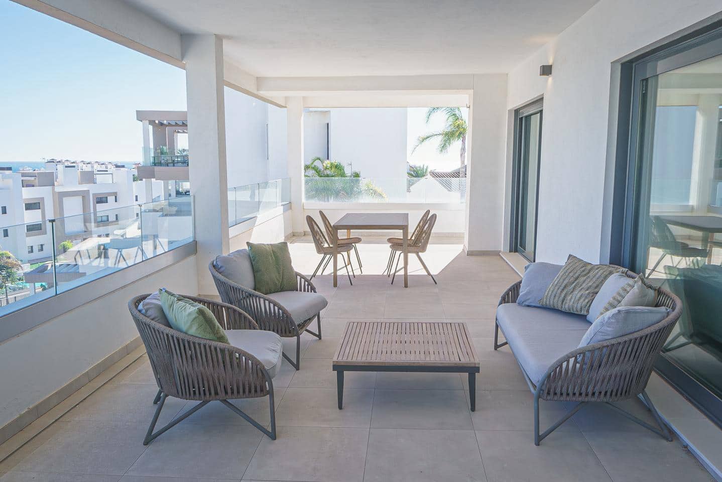 3 chambre Appartement à vendre à Estepona avec garage - 795 000 € (Ref: 8738928)