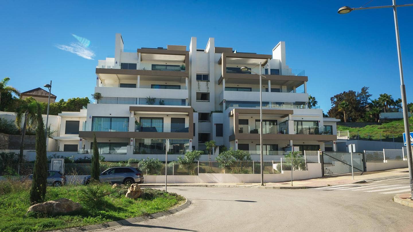 3 chambre Appartement à vendre à Estepona avec garage - 795 000 € (Ref: 8738928)