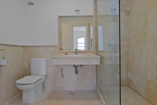 3 slaapkamer Villa te koop in La Zagaleta - El Madroñal, Benahavís met zwembad garage - € 570.000 (Ref: 8744728)