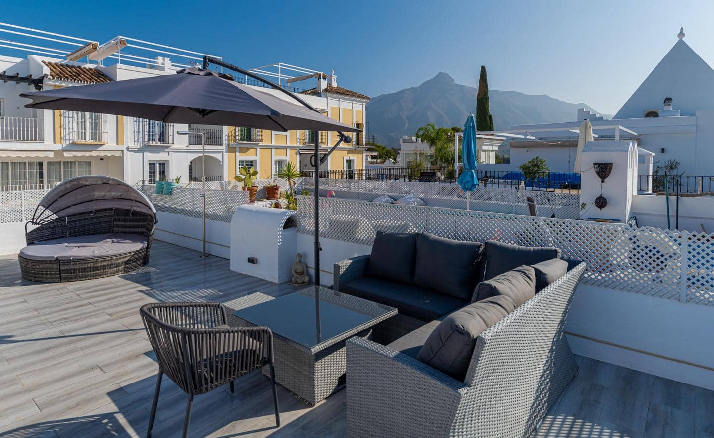 2 slaapkamer Villa te koop in Marbella met zwembad - € 595.000 (Ref: 8772829)