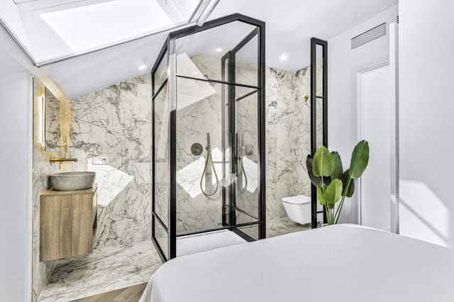 3 soveværelse Lejlighed til salg i Nueva Alcántara, Marbella med garage - € 1.200.000 (Ref: 8772958)