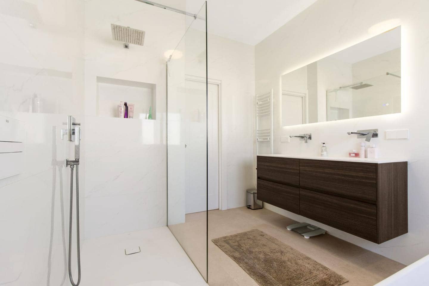 4 bedroom Villa for sale in San Pedro de Alcantara with pool garage - € 1,495,000 (Ref: 8917416)