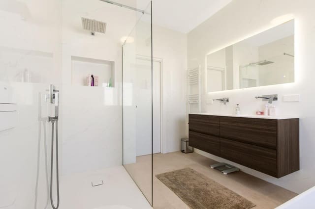 4 chambre Villa/Maison à vendre à San Pedro de Alcantara, Marbella avec piscine garage - 1 495 000 € (Ref: 8917416)