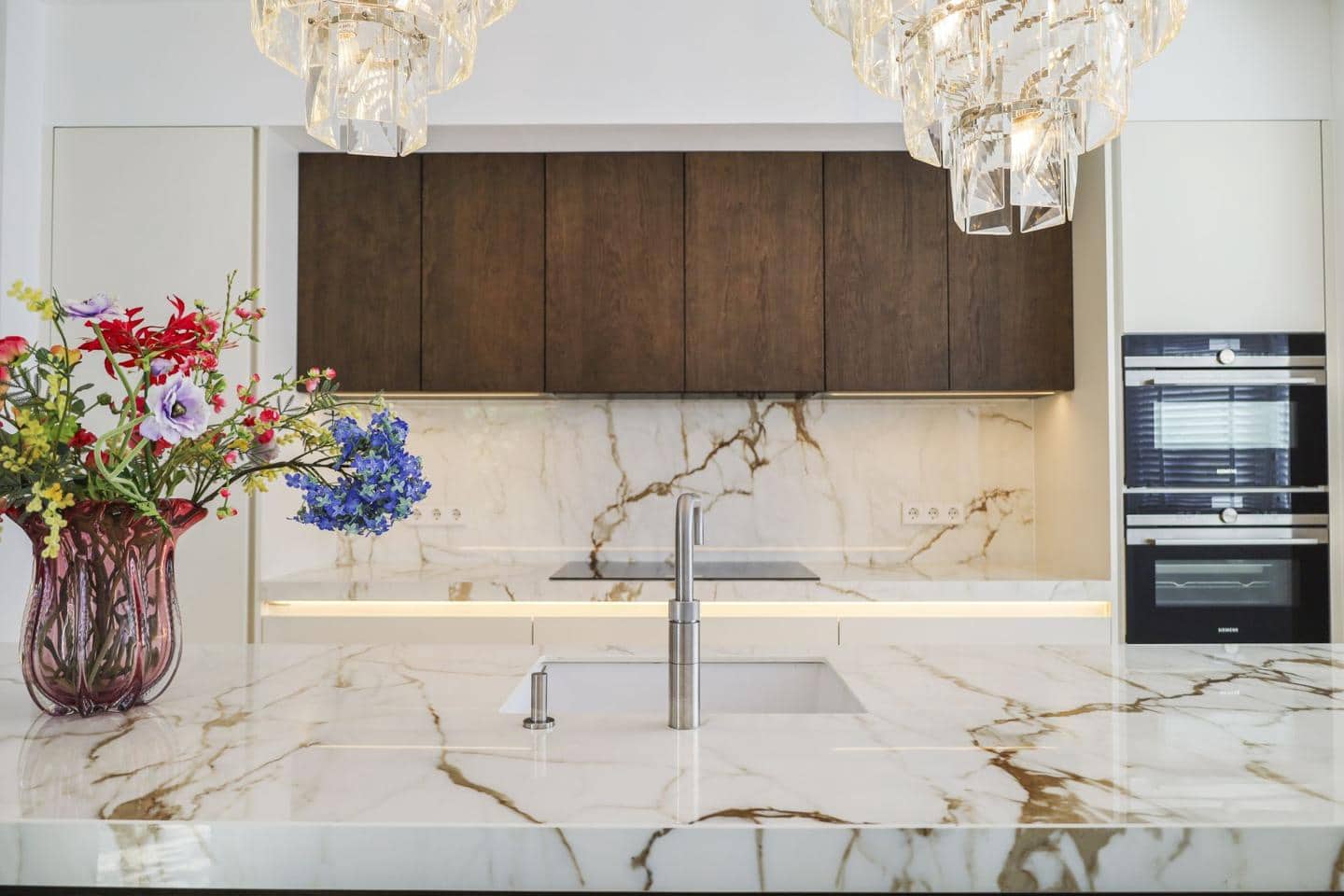 4 bedroom Villa for sale in San Pedro de Alcantara with pool garage - € 1,495,000 (Ref: 8917416)