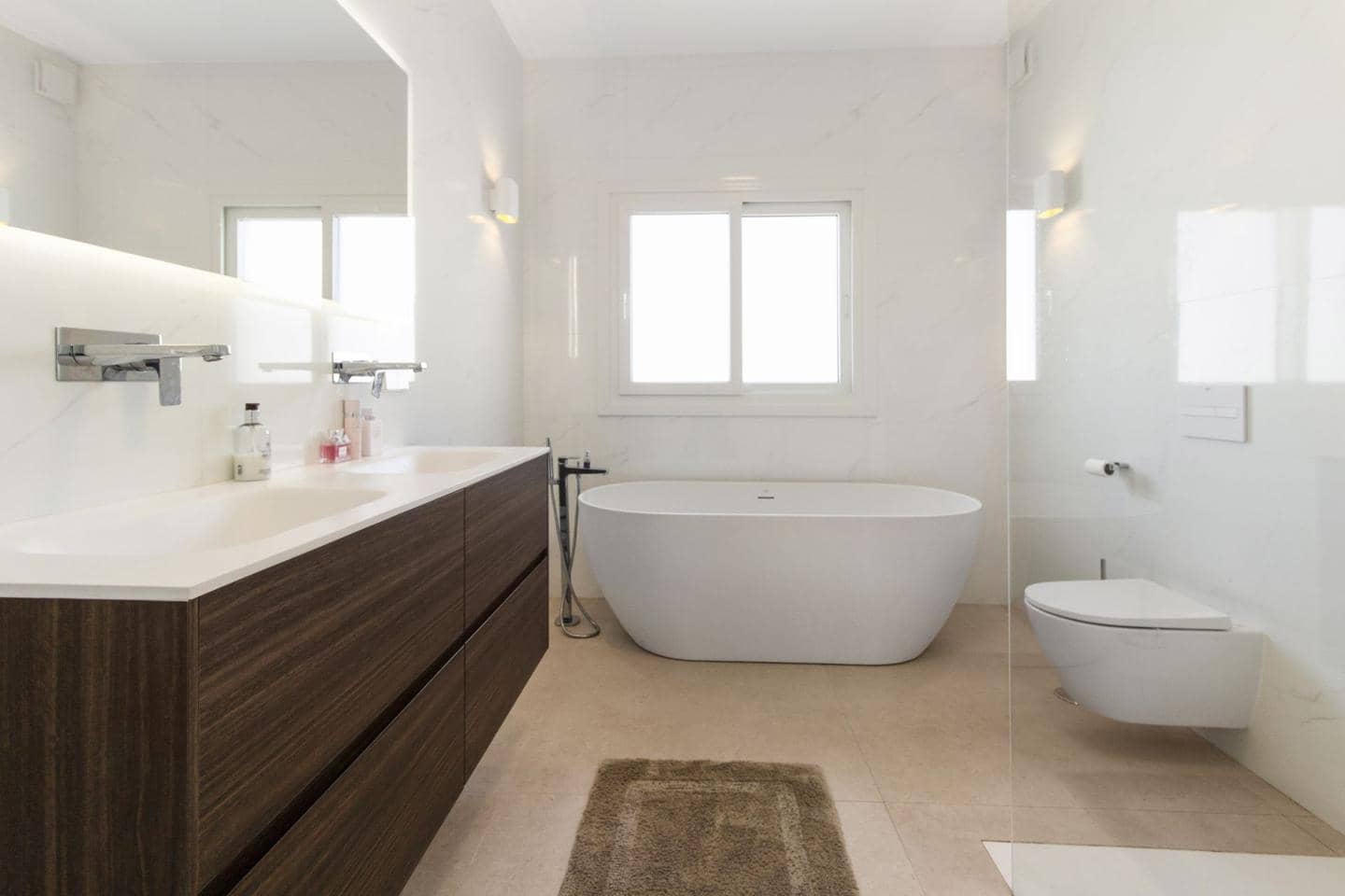 4 bedroom Villa for sale in San Pedro de Alcantara with pool garage - € 1,495,000 (Ref: 8917416)