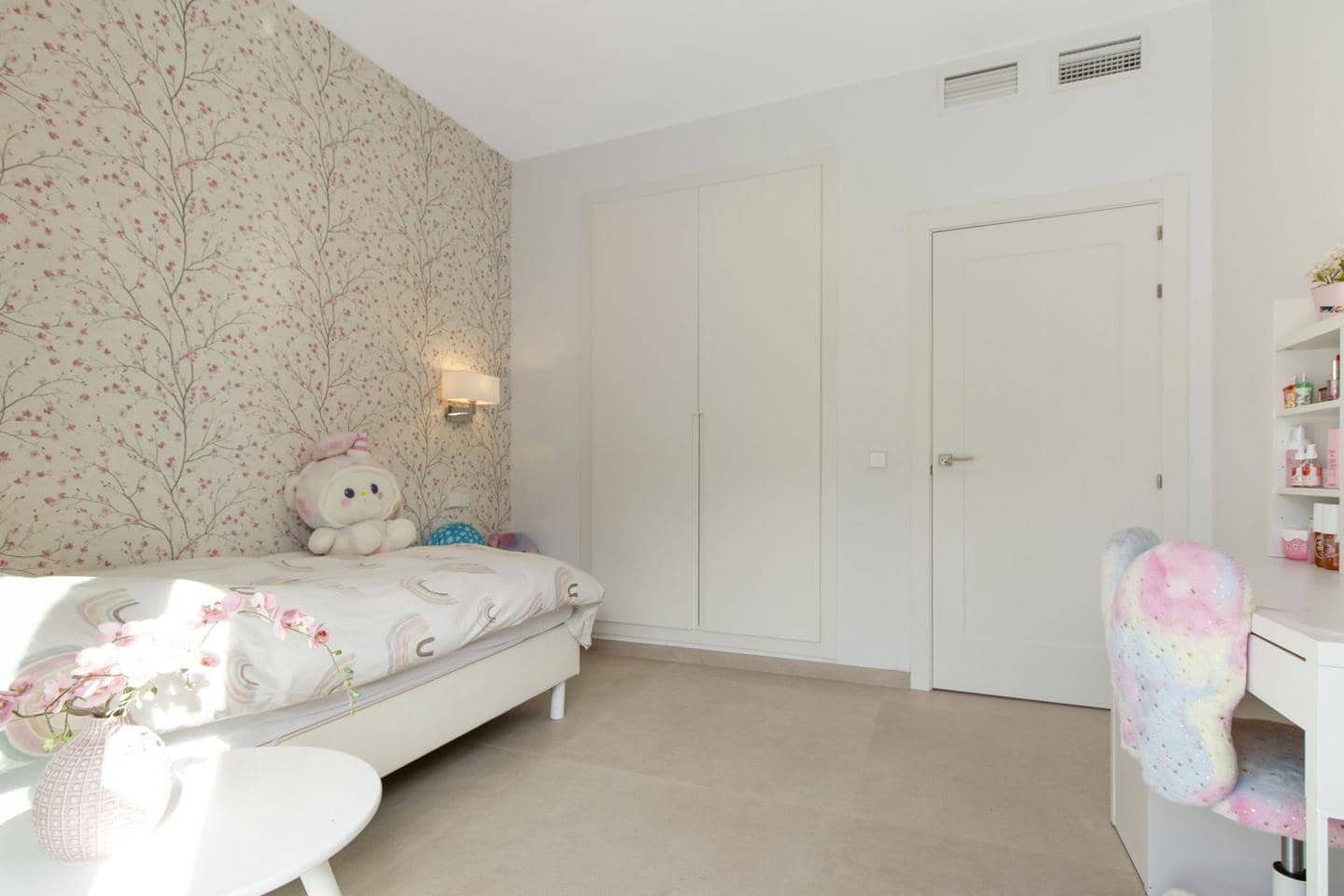 4 bedroom Villa for sale in San Pedro de Alcantara with pool garage - € 1,495,000 (Ref: 8917416)