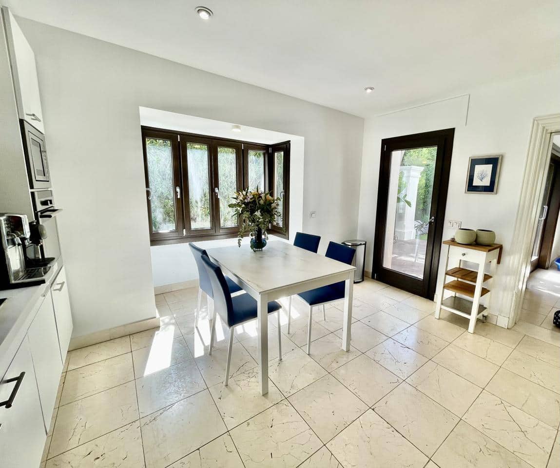 6 soveværelse Villa til salg i Atalaya-Isdabe med garage - € 2.990.000 (Ref: 8917418)