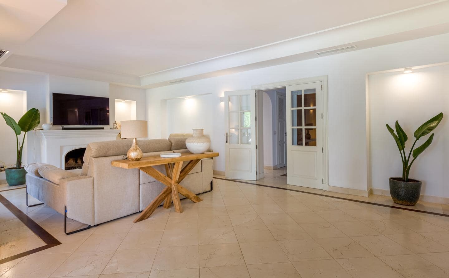 6 soveværelse Villa til salg i Atalaya-Isdabe med garage - € 2.990.000 (Ref: 8917418)