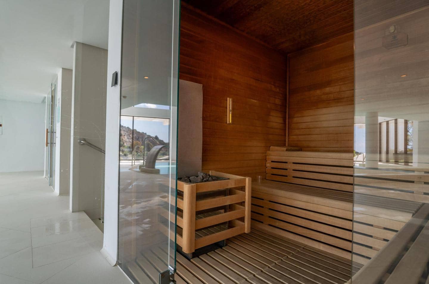 3 sovrum Lägenhet till salu i Marbella med garage - 1 150 000 € (Ref: 8953869)