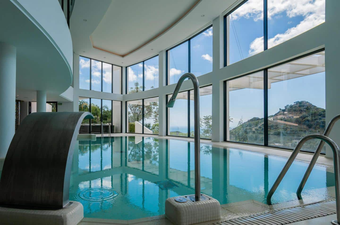 3 sovrum Lägenhet till salu i Marbella med garage - 1 150 000 € (Ref: 8953869)