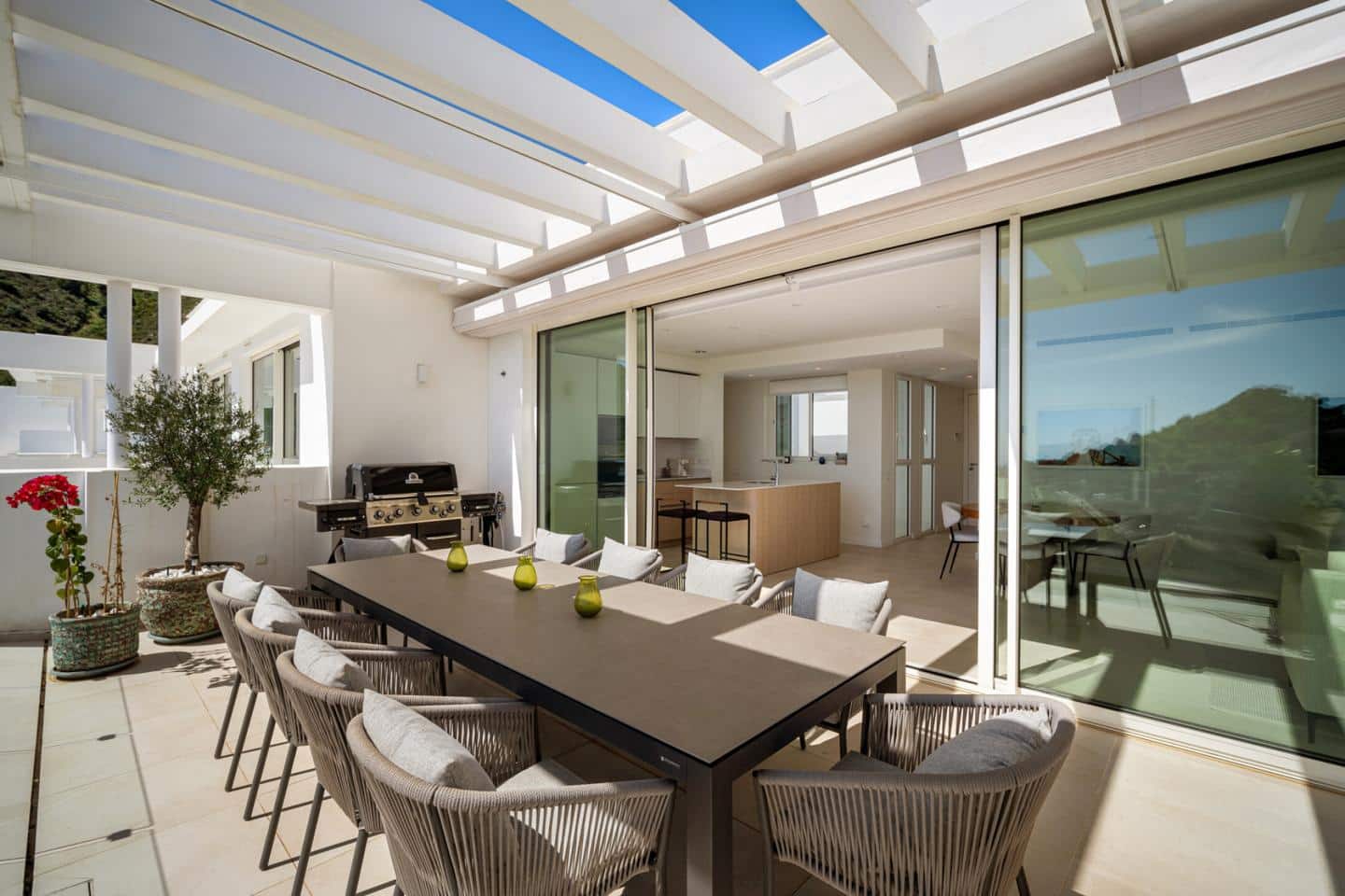 3 sovrum Lägenhet till salu i Marbella med garage - 1 150 000 € (Ref: 8953869)