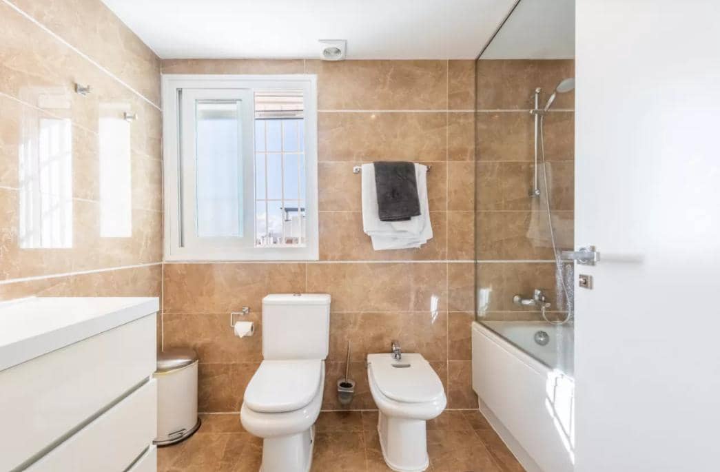 2 soveværelse Lejlighed til salg i Benahavis med garage - € 595.000 (Ref: 8960924)