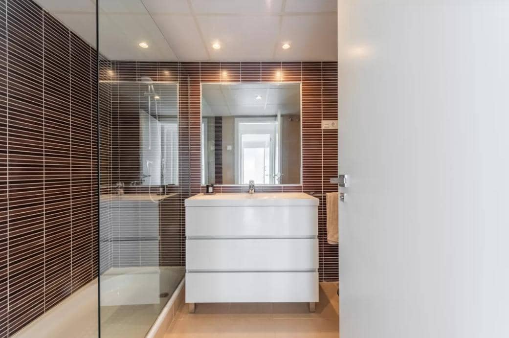 2 soveværelse Lejlighed til salg i Benahavis med garage - € 595.000 (Ref: 8960924)