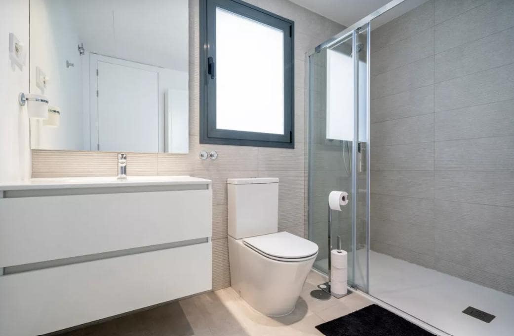 3 sovrum Lägenhet till salu i Estepona med garage - 695 000 € (Ref: 8960926)