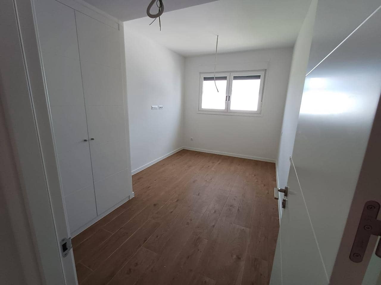 2 slaapkamer Flat te koop in Estepona met garage - € 469.820 (Ref: 8983374)