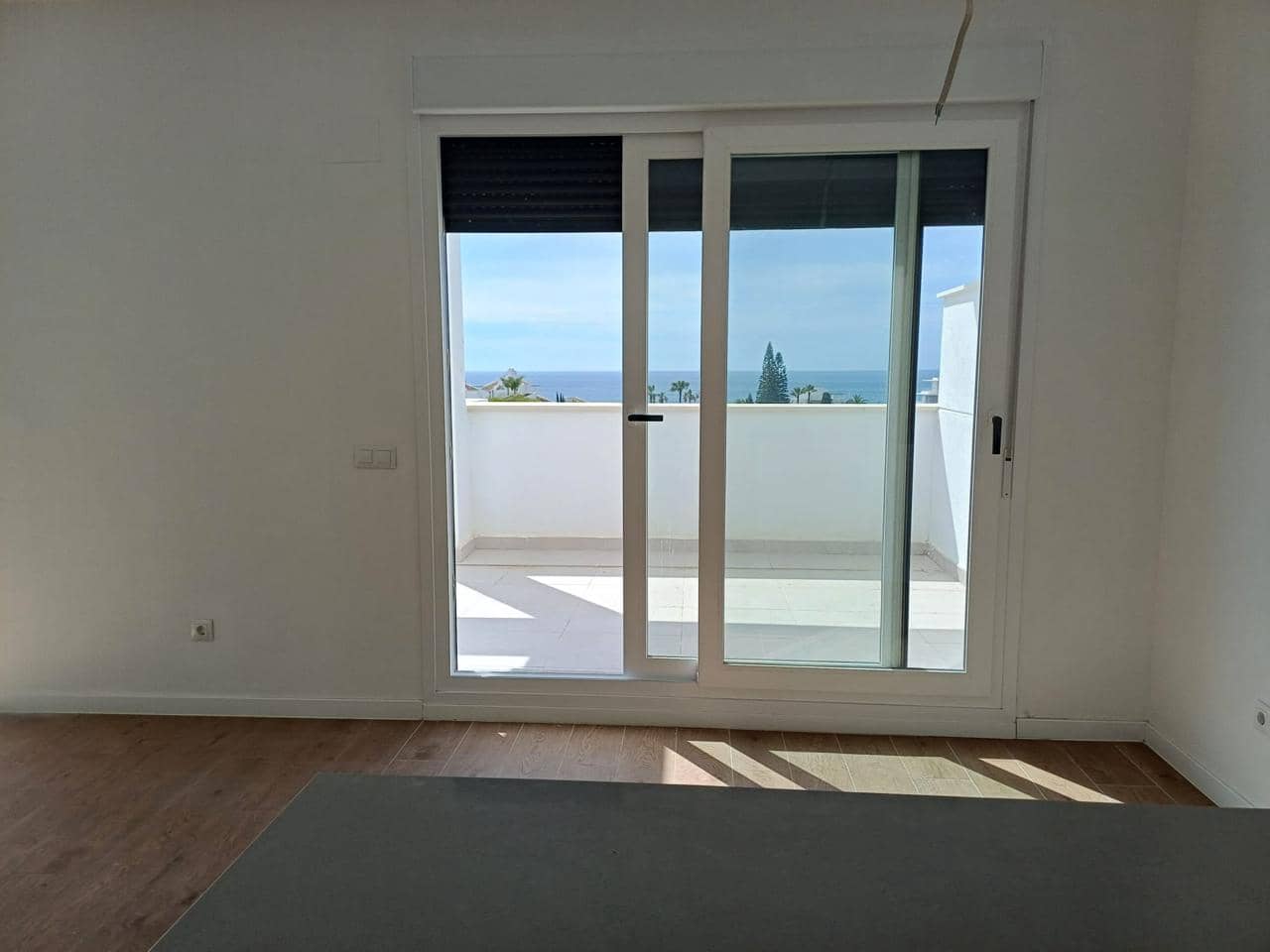 2 slaapkamer Flat te koop in Estepona met garage - € 469.820 (Ref: 8983374)