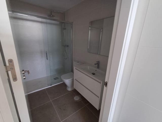 2 slaapkamer Flat te koop in Guadalobón, Estepona met garage - € 469.820 (Ref: 8983374)
