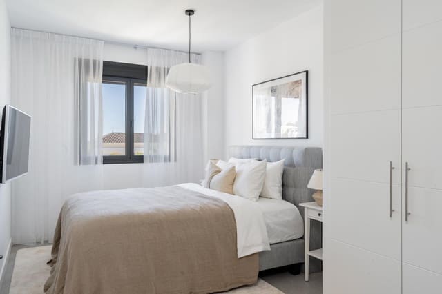 2 makuuhuone Asunto myytävänä paikassa Altos de Estepona, Estepona mukana 
autotalli - 650 000 € (Ref: 9002677)