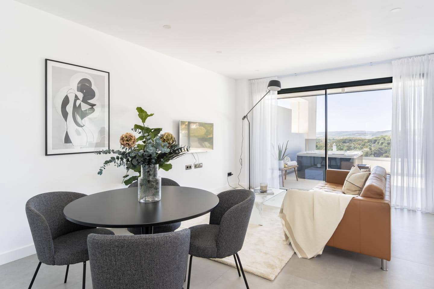 2 soveværelse Lejlighed til salg i Estepona med garage - € 650.000 (Ref: 9002677)