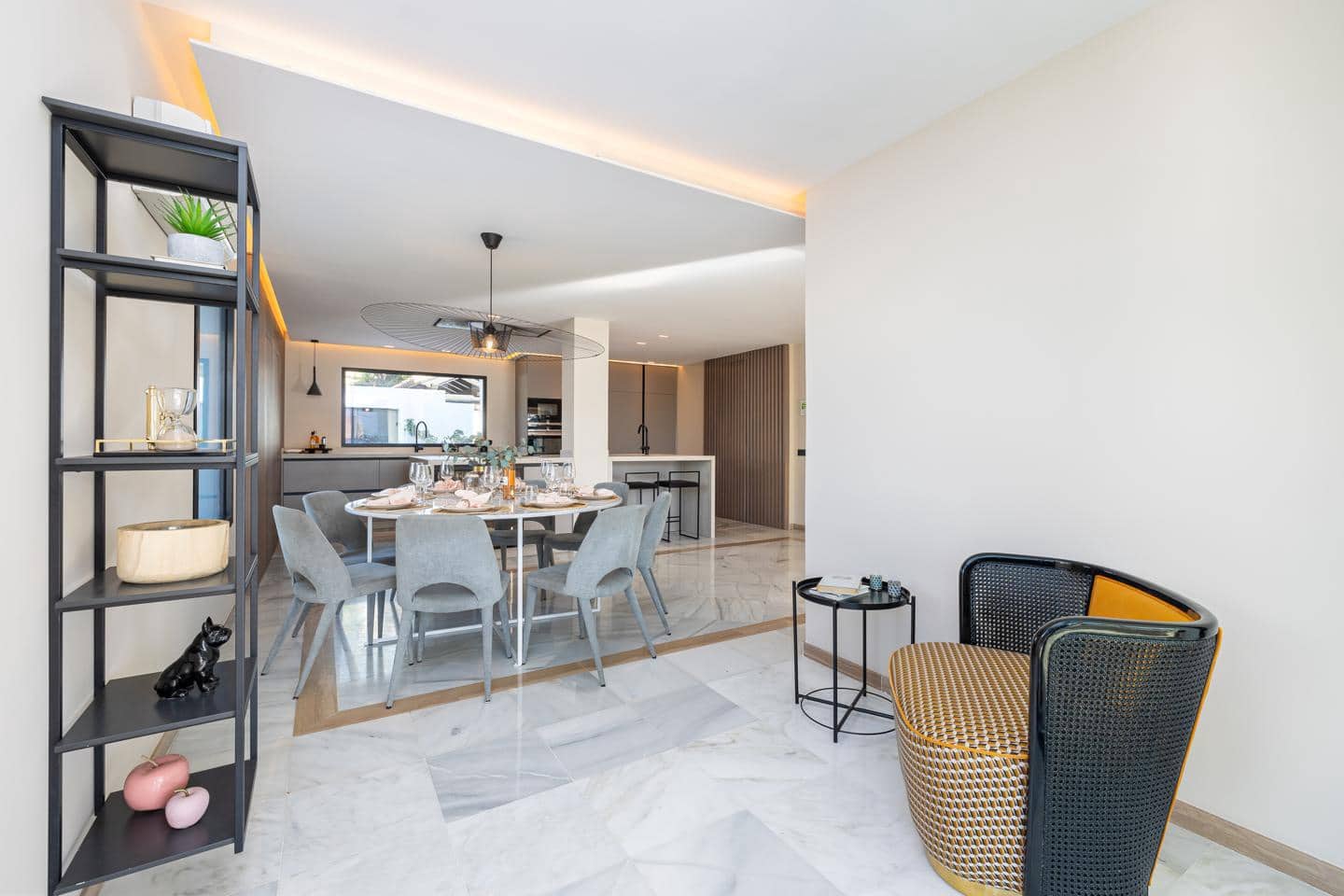 4 soveværelse Villa til salg i Benahavis med swimmingpool garage - € 1.890.000 (Ref: 9030875)