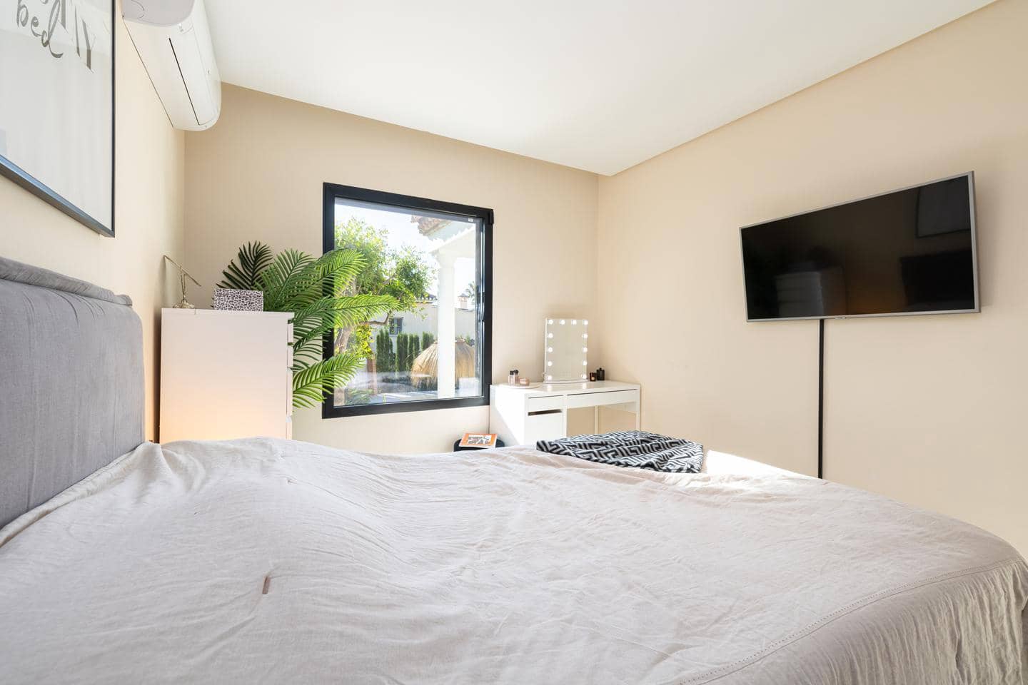 4 soveværelse Villa til salg i Benahavis med swimmingpool garage - € 1.890.000 (Ref: 9030875)