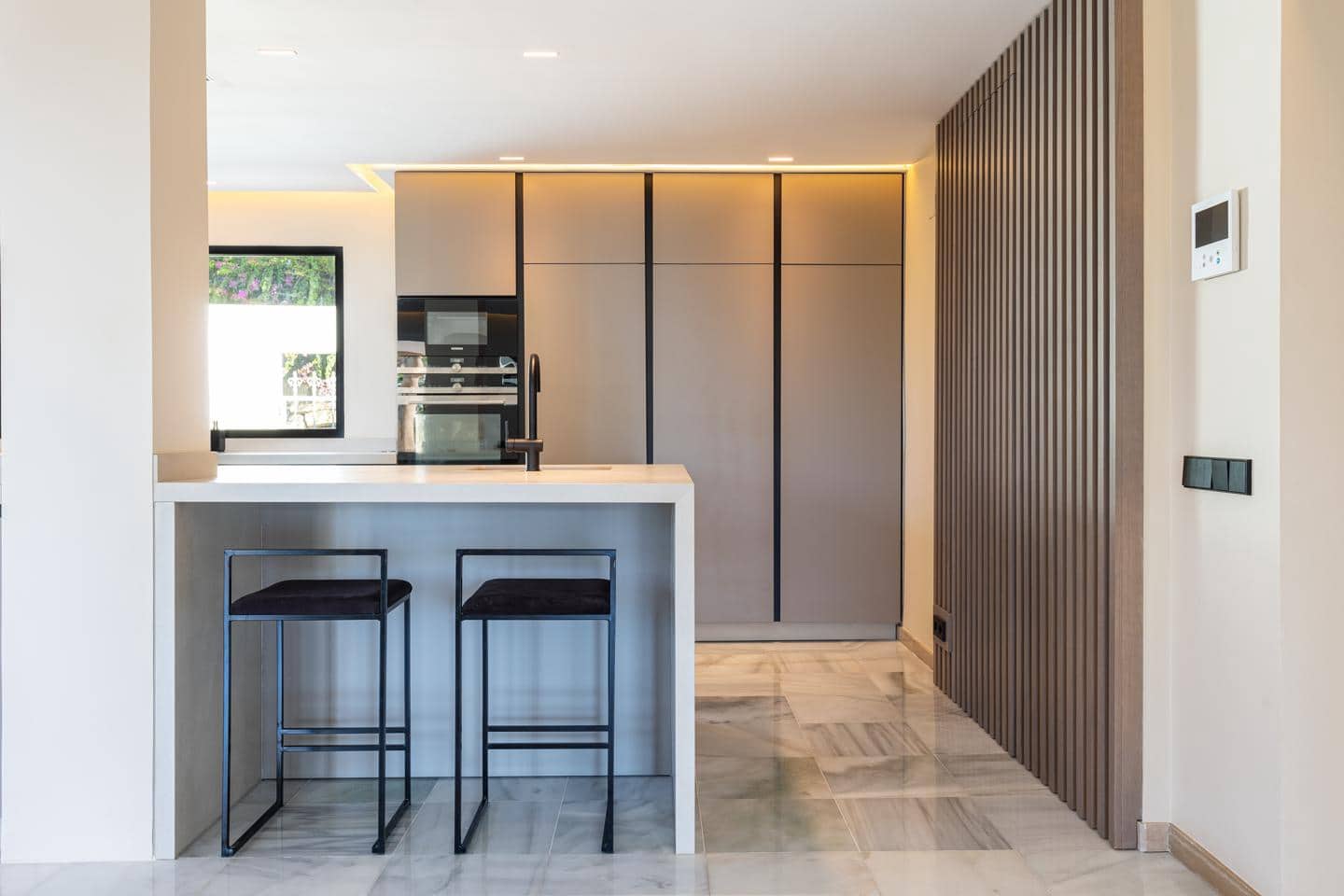 4 soveværelse Villa til salg i Benahavis med swimmingpool garage - € 1.890.000 (Ref: 9030875)