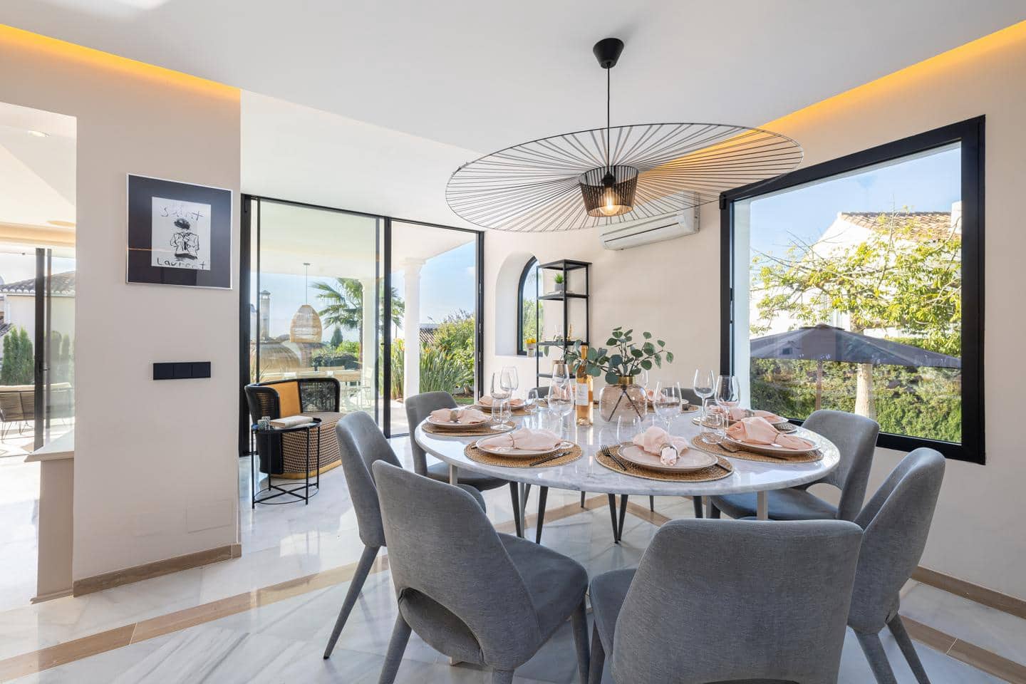 4 soveværelse Villa til salg i Benahavis med swimmingpool garage - € 1.890.000 (Ref: 9030875)