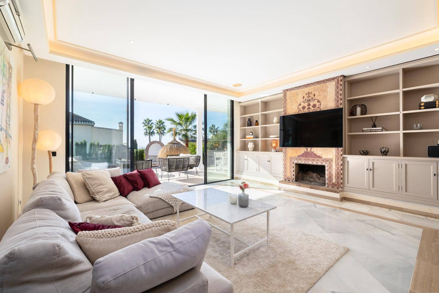 4 soveværelse Villa til salg i Benahavis med swimmingpool garage - € 1.890.000 (Ref: 9030875)