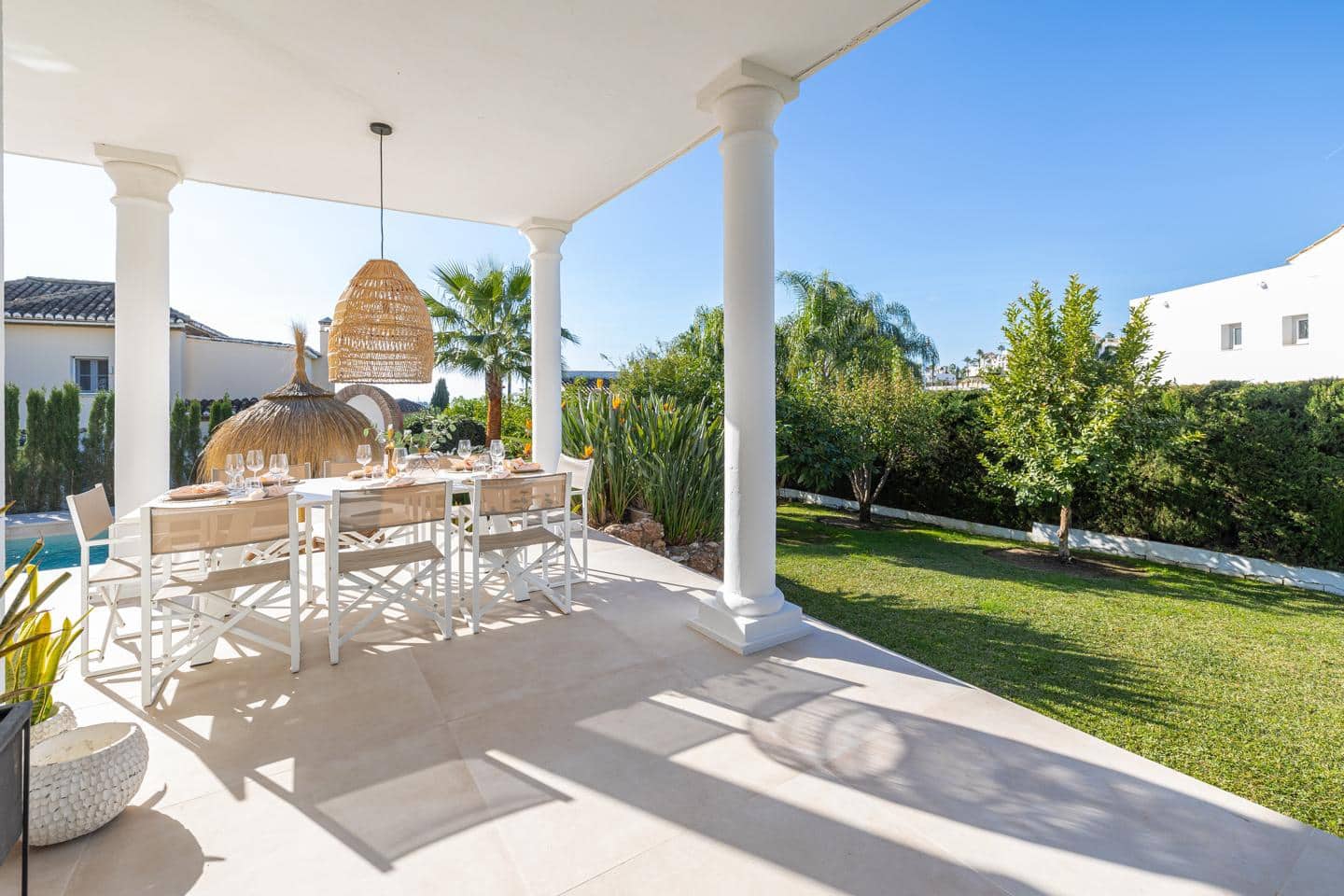 4 soveværelse Villa til salg i Benahavis med swimmingpool garage - € 1.890.000 (Ref: 9030875)