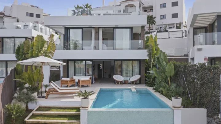 6 camera da letto Villa in vendita in Estepona con piscina garage - 1.495.000 € (Rif: 9030884)