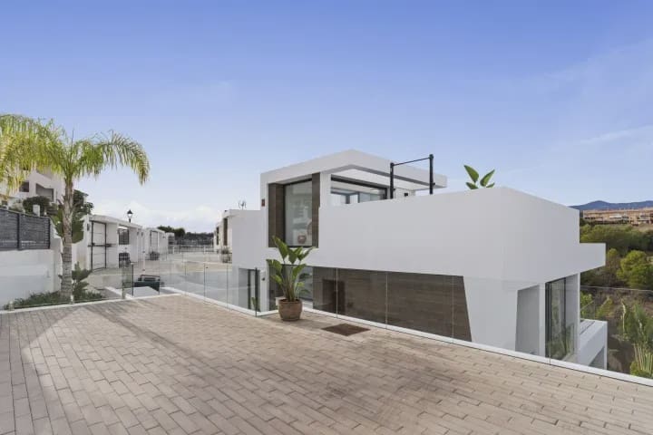6 camera da letto Villa in vendita in Estepona con piscina garage - 1.495.000 € (Rif: 9030884)