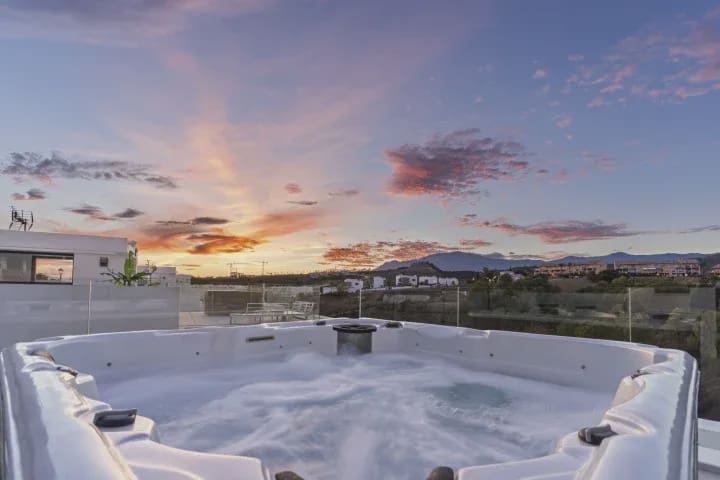 6 camera da letto Villa in vendita in Estepona con piscina garage - 1.495.000 € (Rif: 9030884)