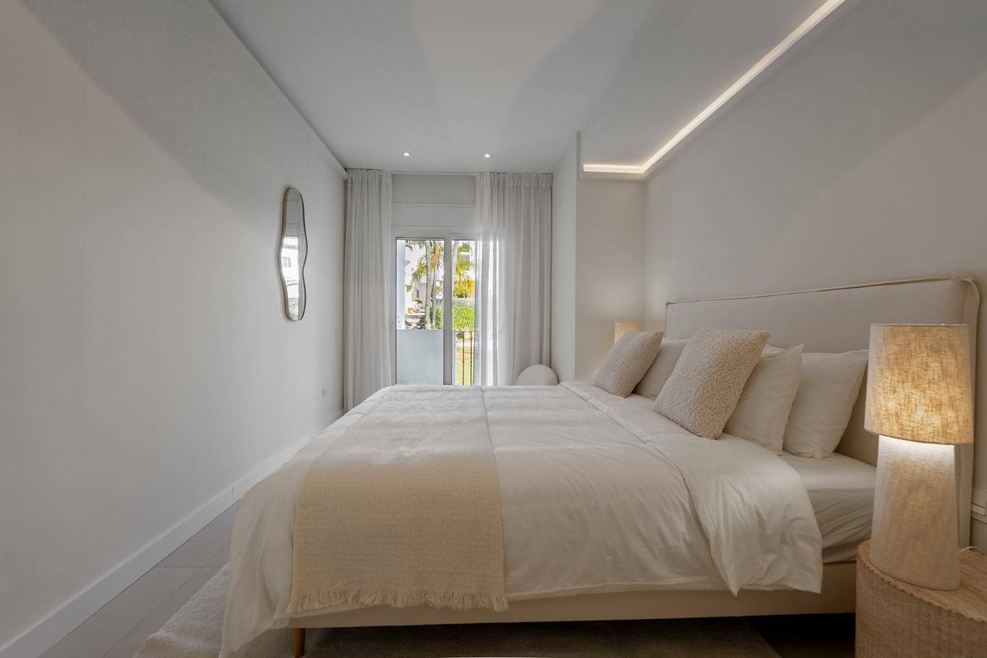 3 sovrum Villa till salu i Marbella med pool garage - 1 750 000 € (Ref: 9064536)