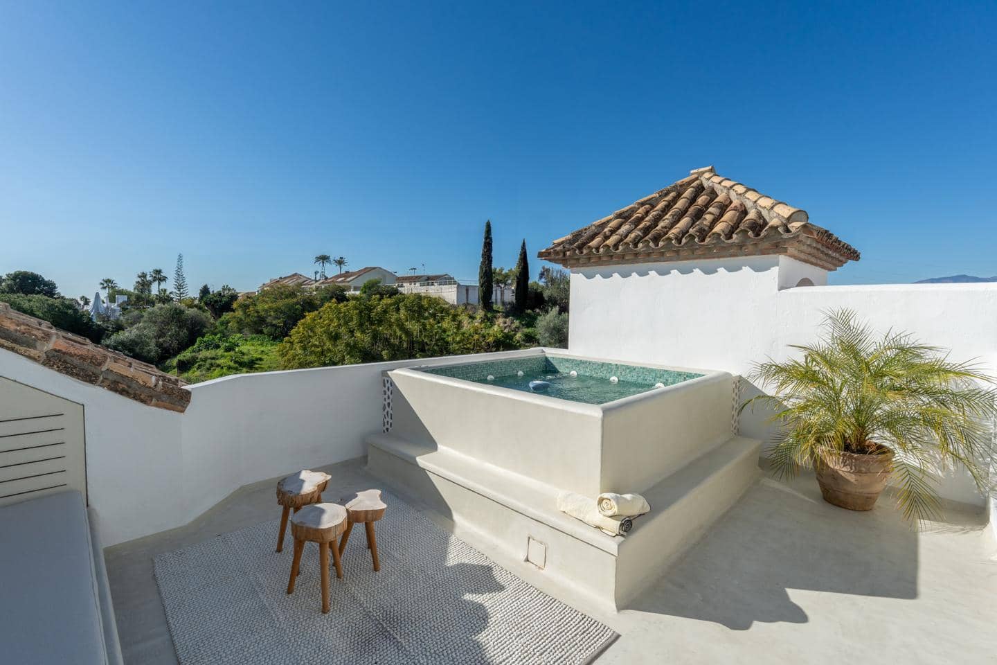 3 sovrum Villa till salu i Marbella med pool garage - 1 750 000 € (Ref: 9064536)