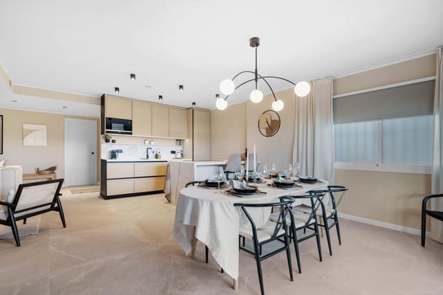 4 sovrum Lägenhet till salu i Nueva Andalucía Centro, Marbella med garage - 765 000 € (Ref: 9064539)