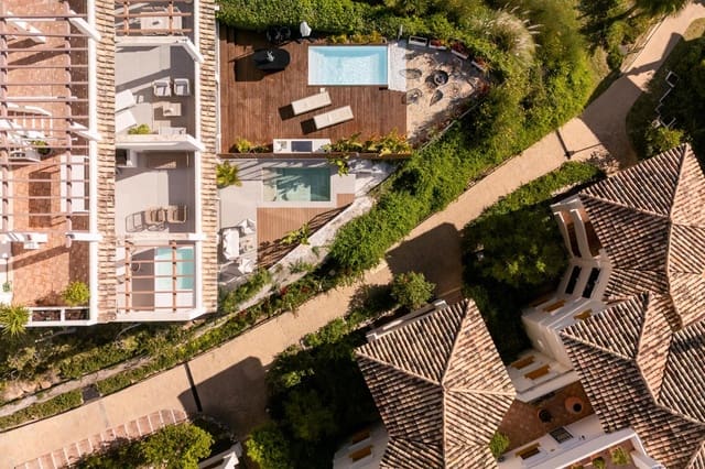 3 makuuhuone Asunto myytävänä paikassa Los Naranjos, Marbella mukana 
autotalli - 1 185 000 € (Ref: 9066617)