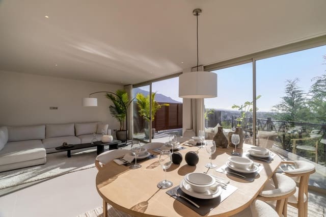 3 makuuhuone Asunto myytävänä paikassa Los Naranjos, Marbella mukana 
autotalli - 1 185 000 € (Ref: 9066617)