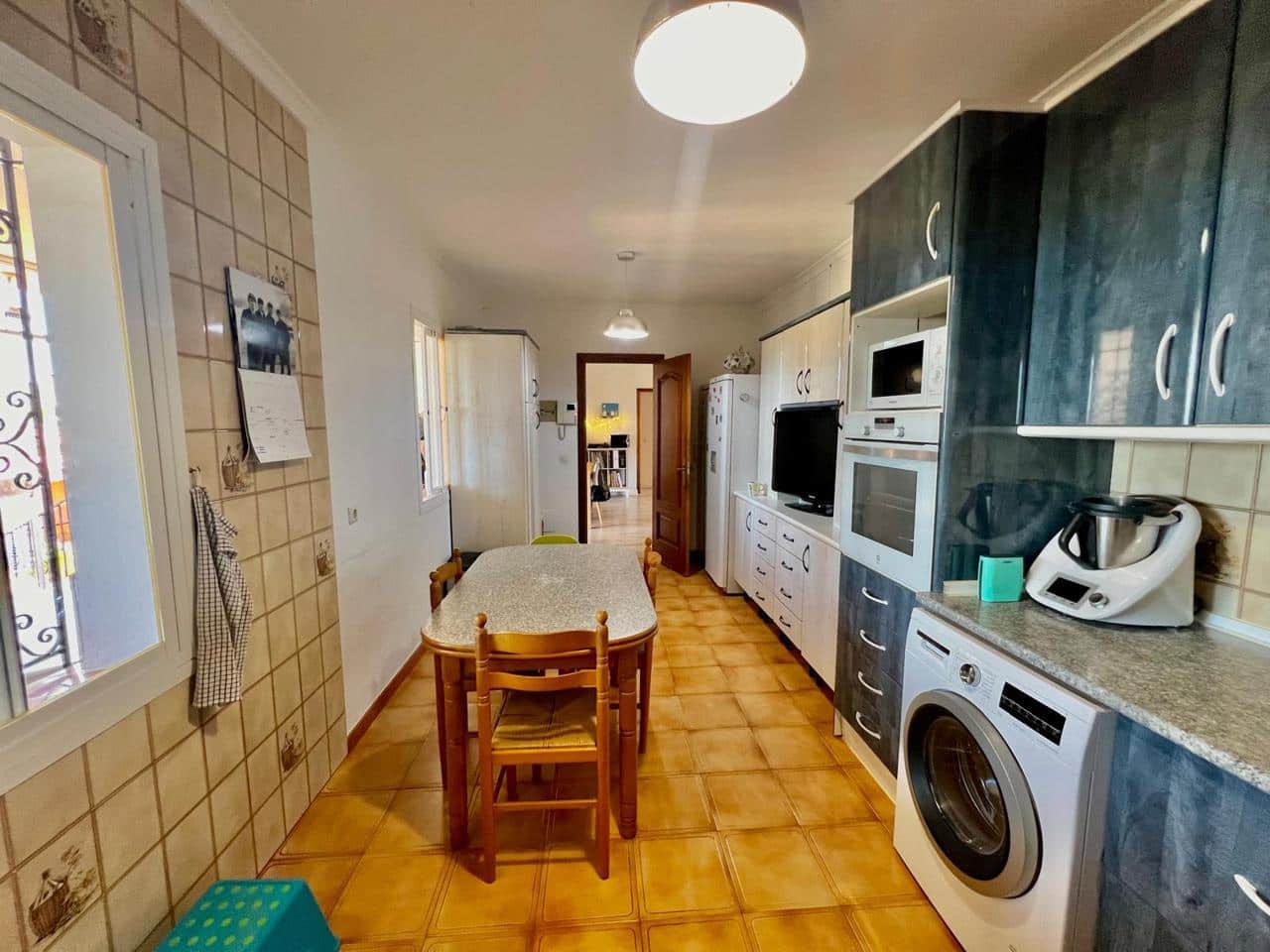 6 soveværelse Villa til salg i Estepona med swimmingpool garage - € 1.490.000 (Ref: 9135173)