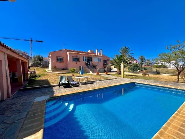 6 soverom Villa til salgs i Huerta Nueva, Estepona med svømmebasseng garasje - € 1 490 000 (Ref: 9135173)