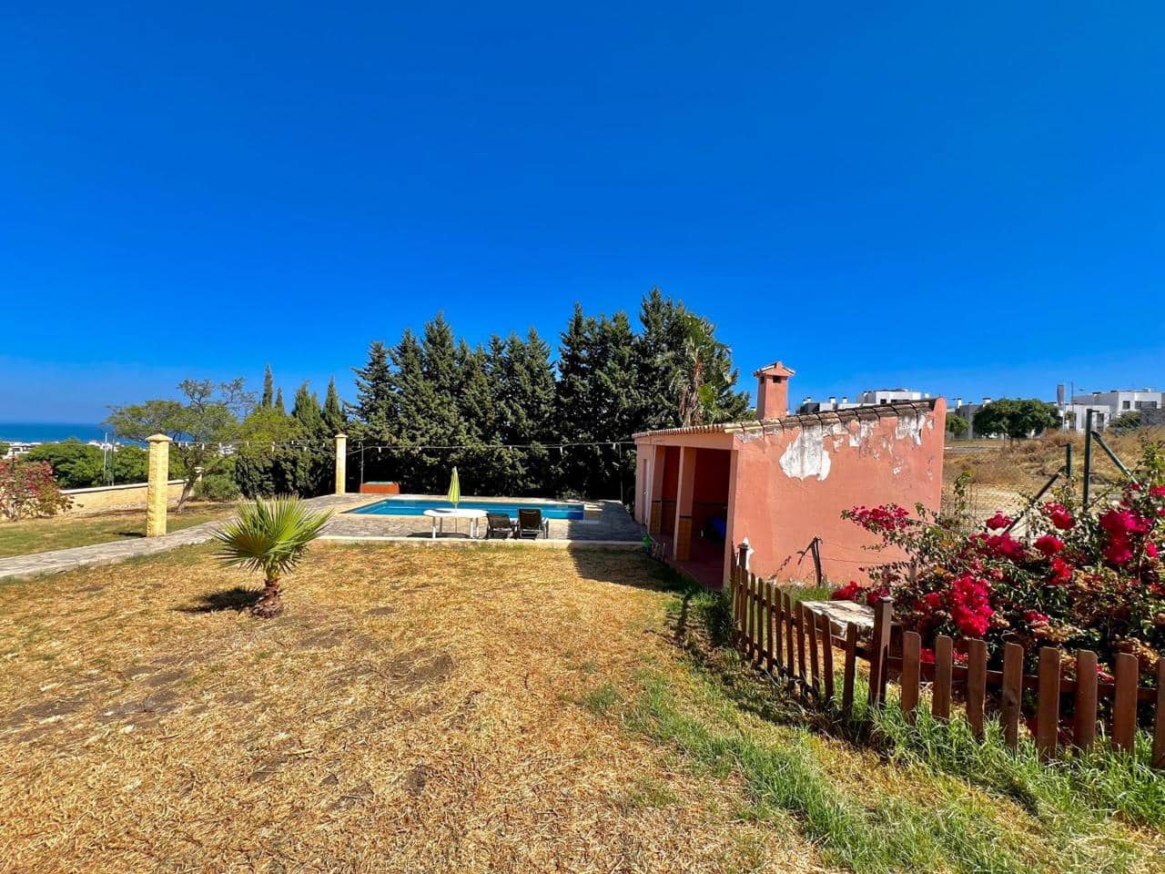 6 soveværelse Villa til salg i Estepona med swimmingpool garage - € 1.490.000 (Ref: 9135173)