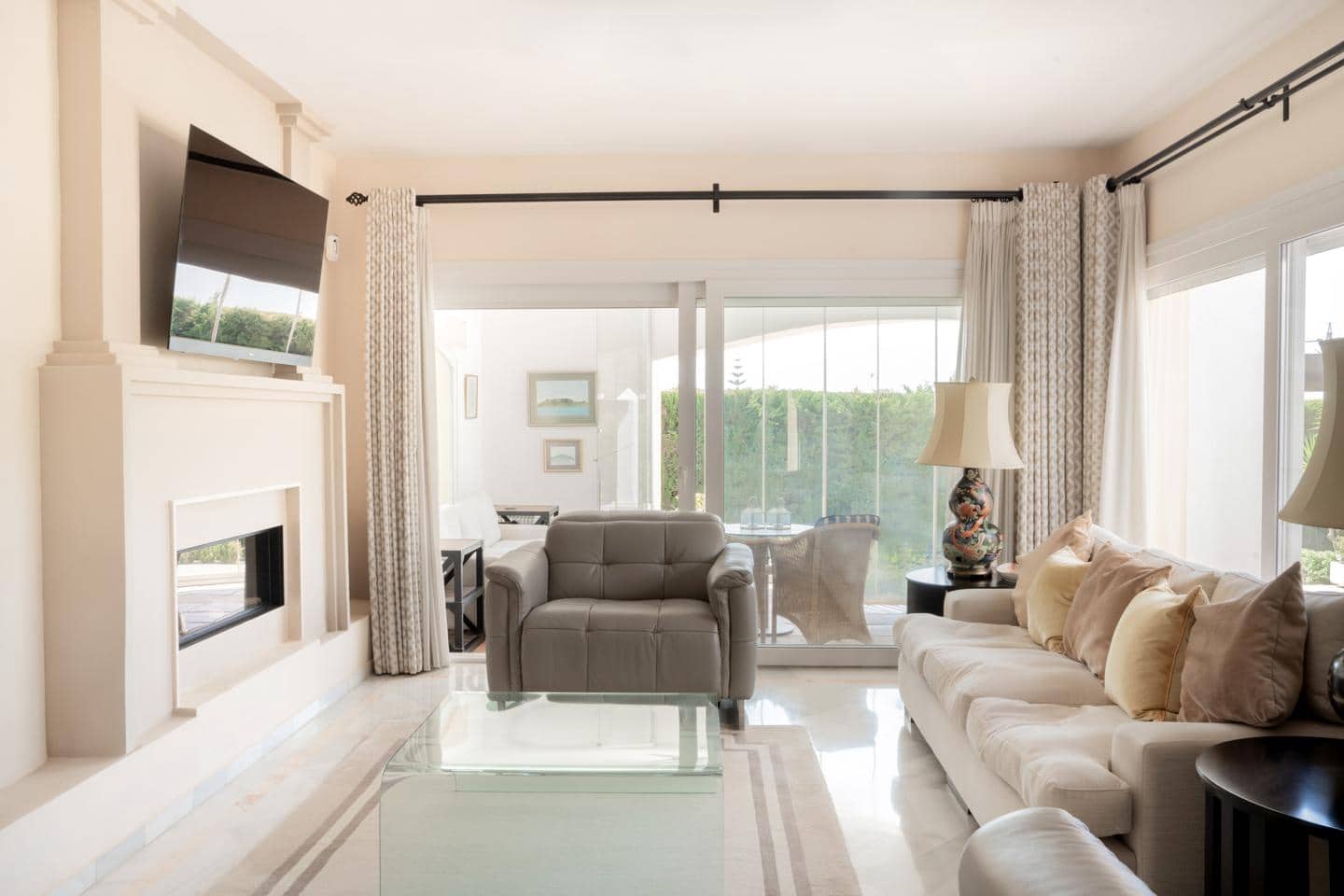 4 slaapkamer Villa te koop in Benahavis met zwembad garage - € 1.495.000 (Ref: 9201524)