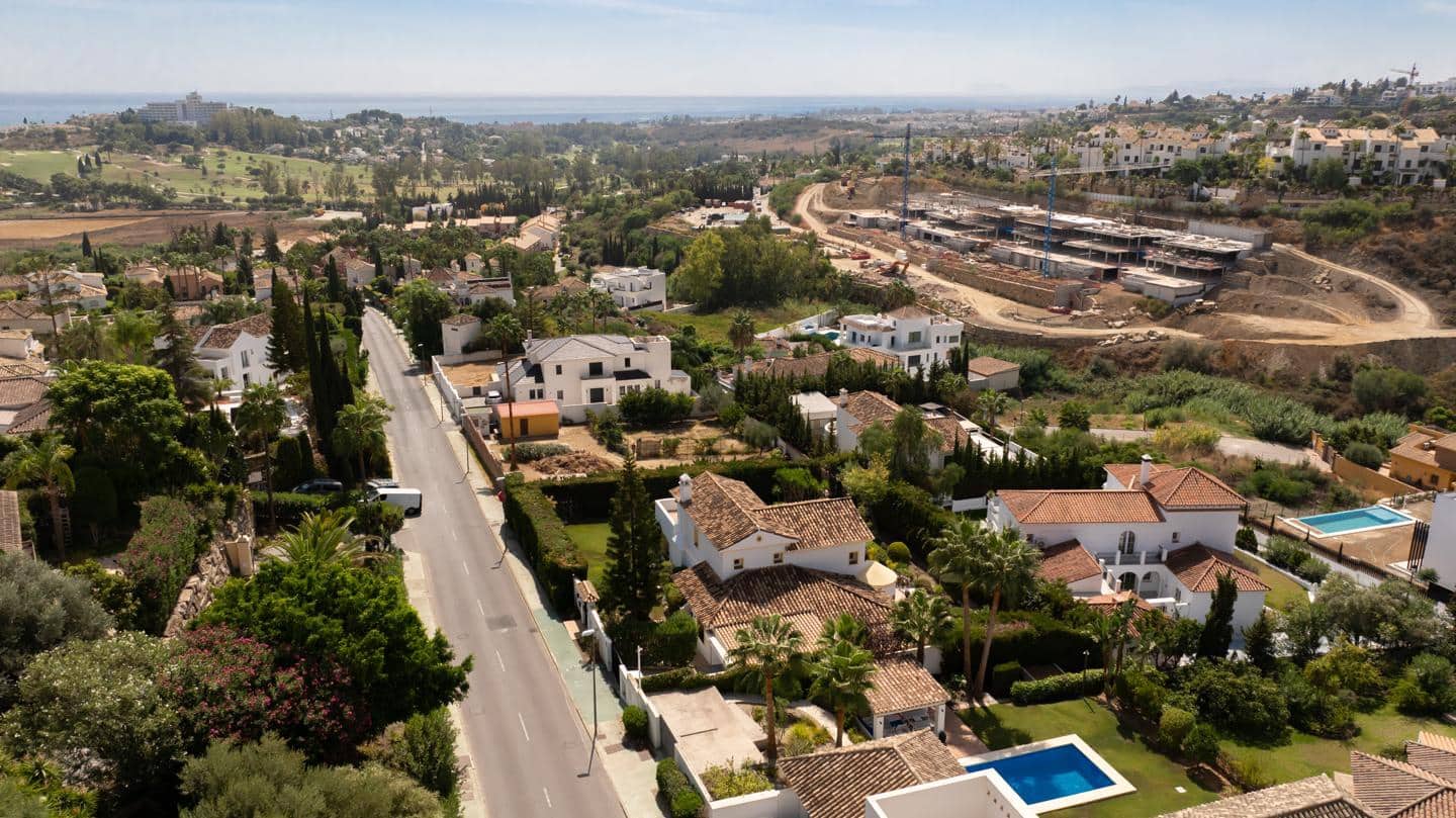 4 slaapkamer Villa te koop in Benahavis met zwembad garage - € 1.495.000 (Ref: 9201524)