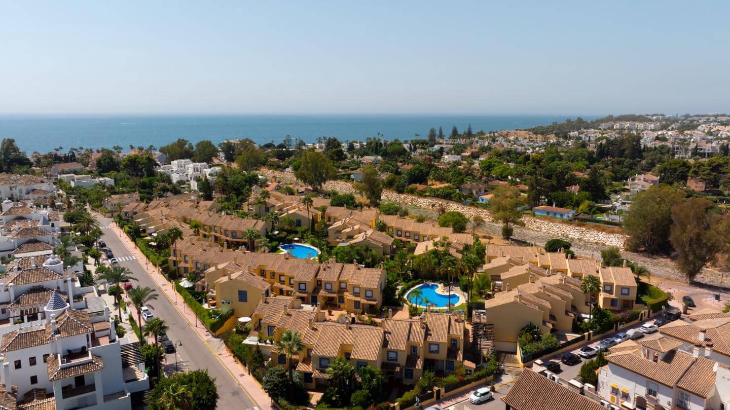 4 slaapkamer Villa te koop in Marbella met garage - € 1.450.000 (Ref: 9201527)