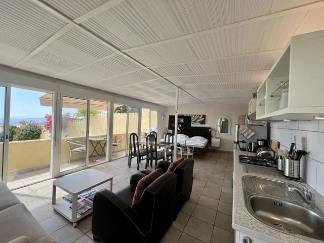 6 slaapkamer Villa te koop in Altos de Estepona, Estepona met zwembad garage - € 1.190.000 (Ref: 9235301)