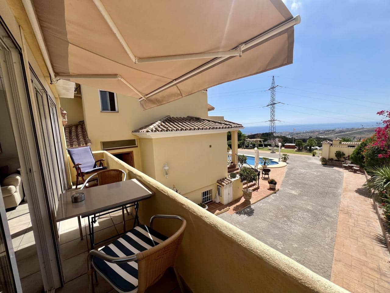 6 soveværelse Villa til salg i Estepona med swimmingpool garage - € 1.190.000 (Ref: 9235301)