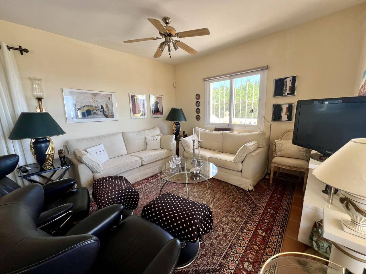 6 soveværelse Villa til salg i Estepona med swimmingpool garage - € 1.190.000 (Ref: 9235301)