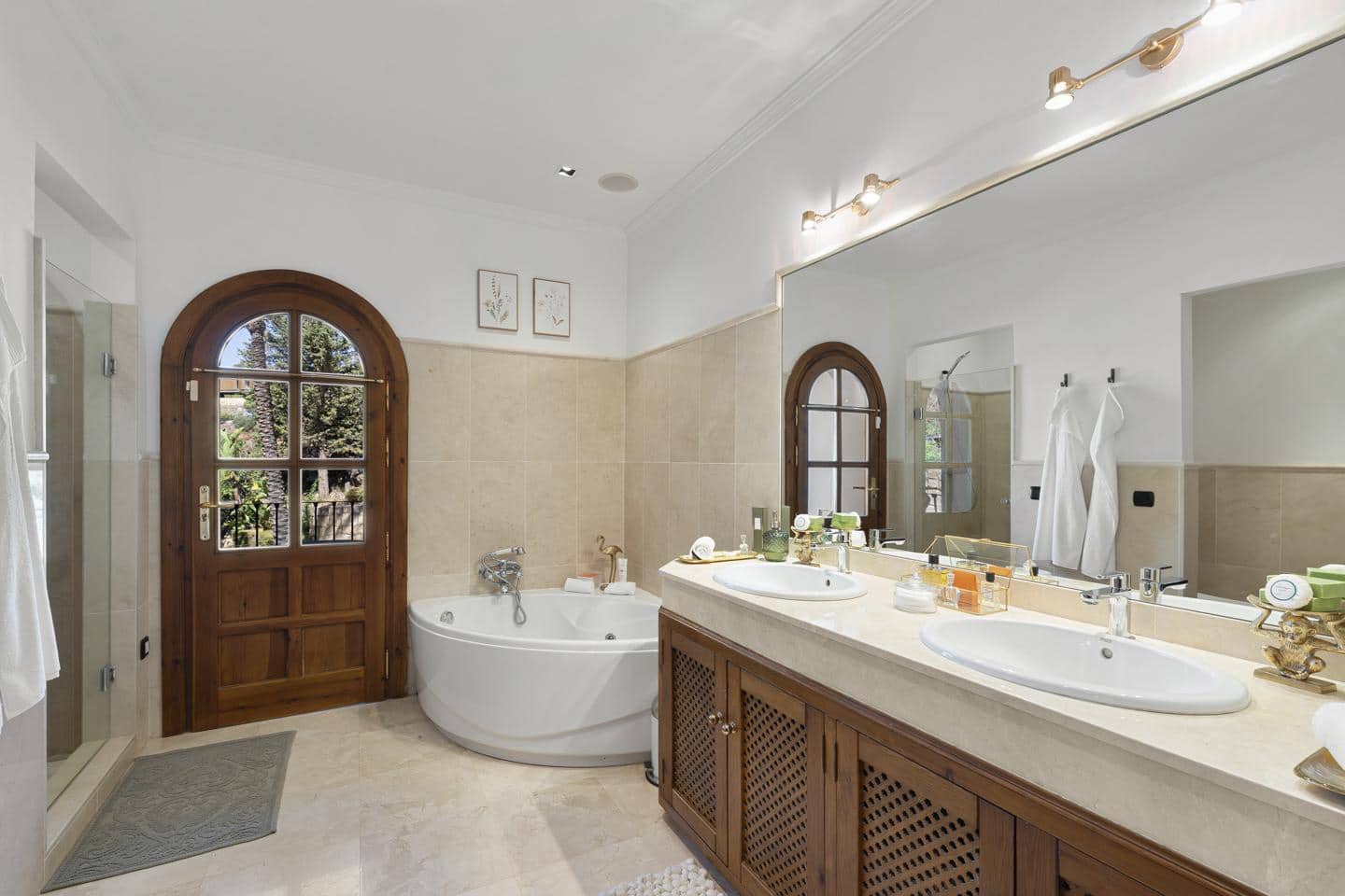 4 sypialnia Willa na sprzedaż w Marbella z garażem - 4 500 000 € (Ref: 9394318)