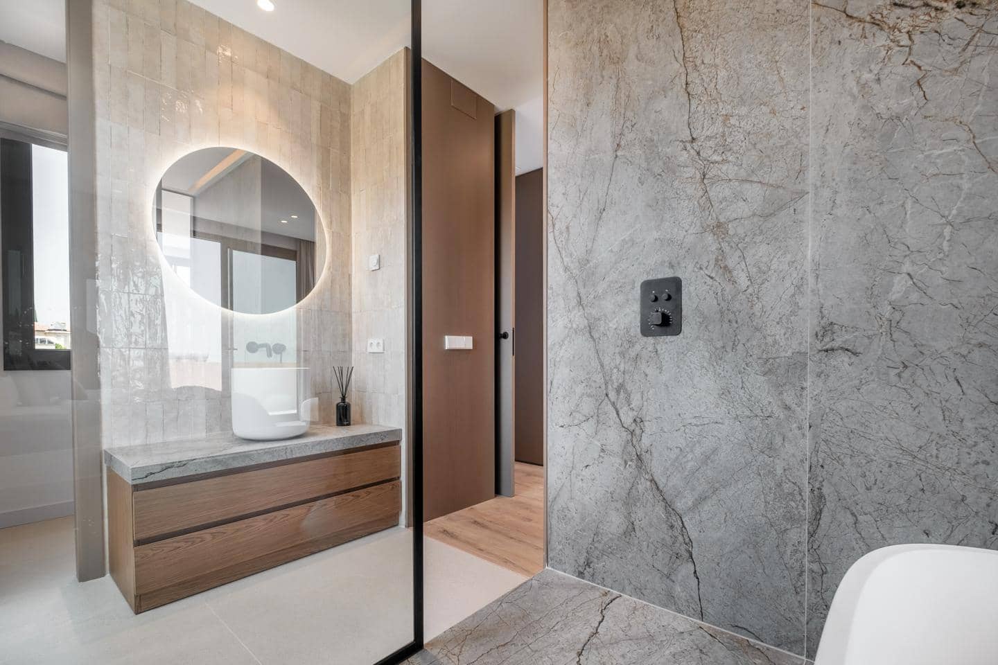 4 chambre Villa/Maison à vendre à El Paraiso avec piscine garage - 2 325 000 € (Ref: 9394320)