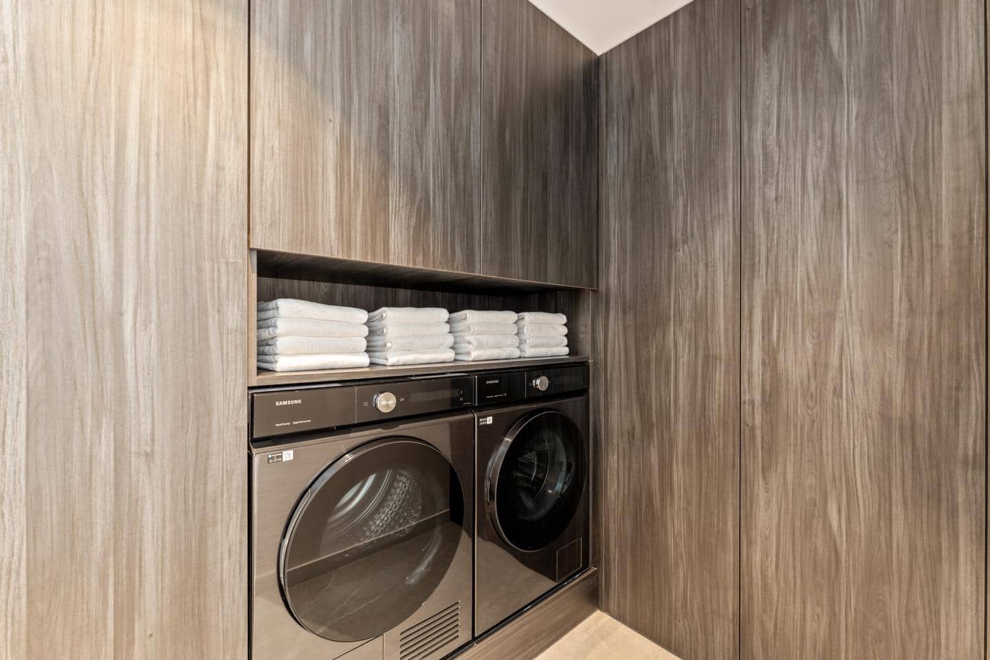 3 sypialnia Mieszkanie na sprzedaż w Benahavis z basenem garażem - 1 350 000 € (Ref: 9394321)