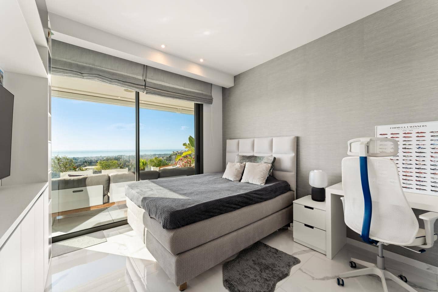 3 slaapkamer Flat te koop in Benahavis met garage - € 2.149.000 (Ref: 9394322)